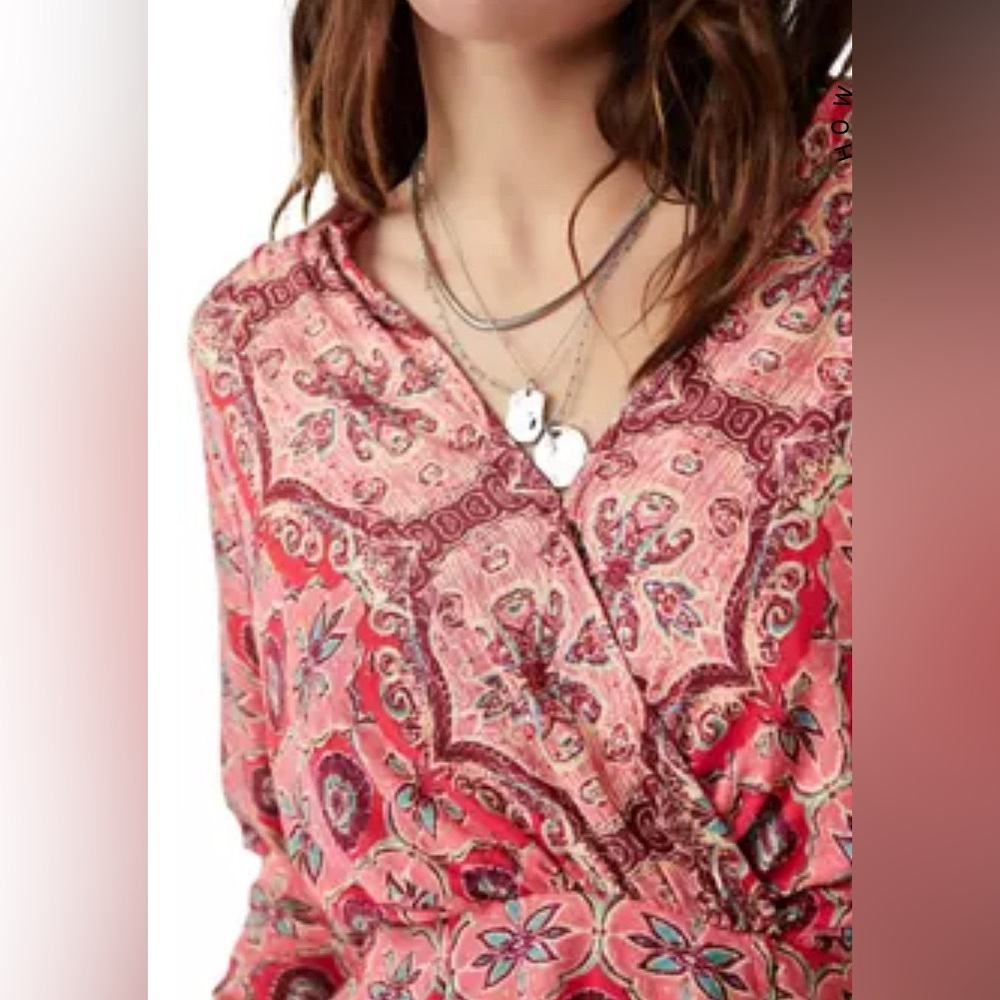 NWOT Free People Falling for You Top in Size XS Color: Hibiscus Combo